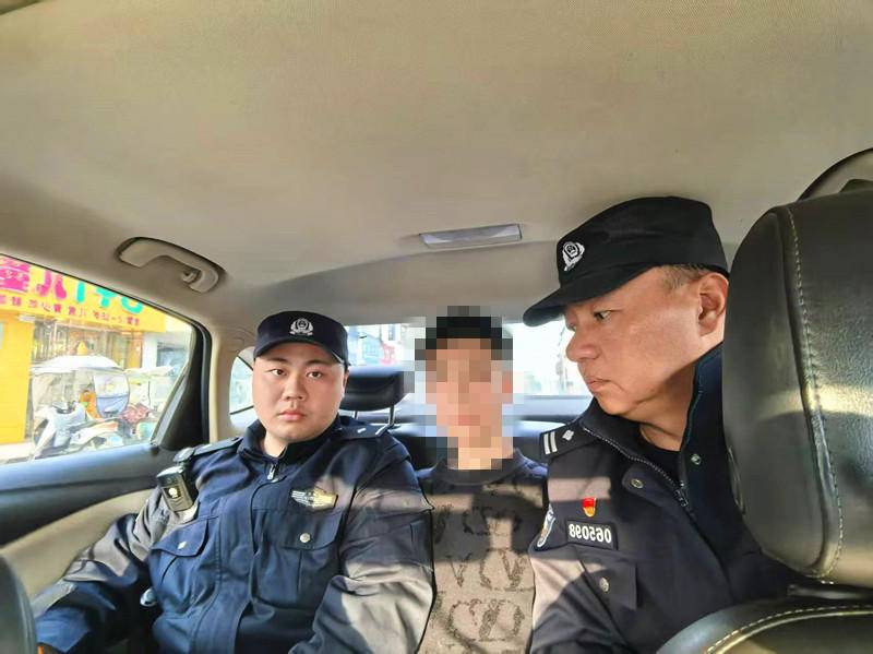 报警到抓人仅1小时！谷城警方火速拦截诈骗嫌犯，追回2万元现金 
