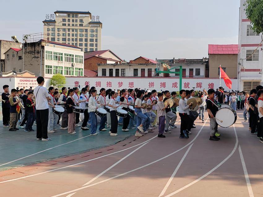 20+社团任你选！谷城这所小学开启“五育并举”新玩法 