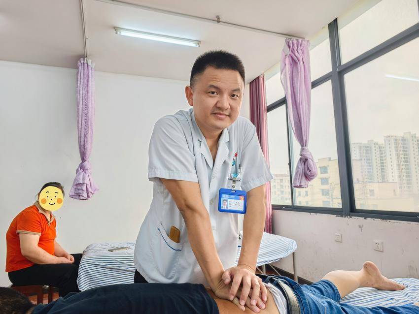谷城人物｜杨成：深耕骨伤领域 践行医者担当 