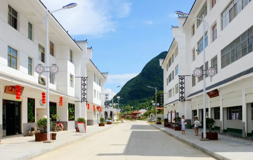 【走向我们的小康生活】挪穷窝,拔穷根,置新业, 保康县两峪乡867户