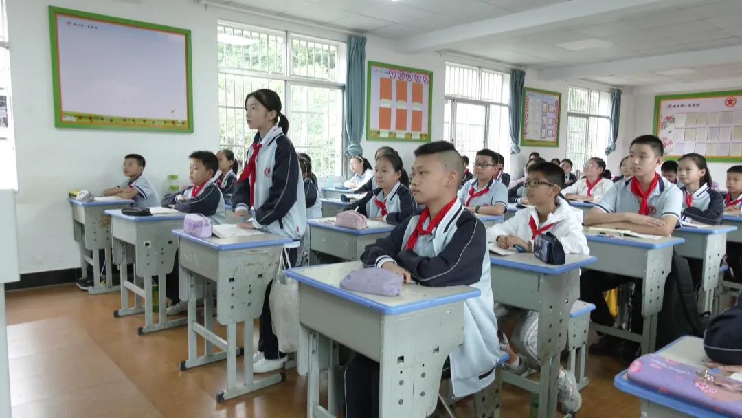 用心教书用情引路保康县实验小学这位数学老师力争让每个学生都精彩