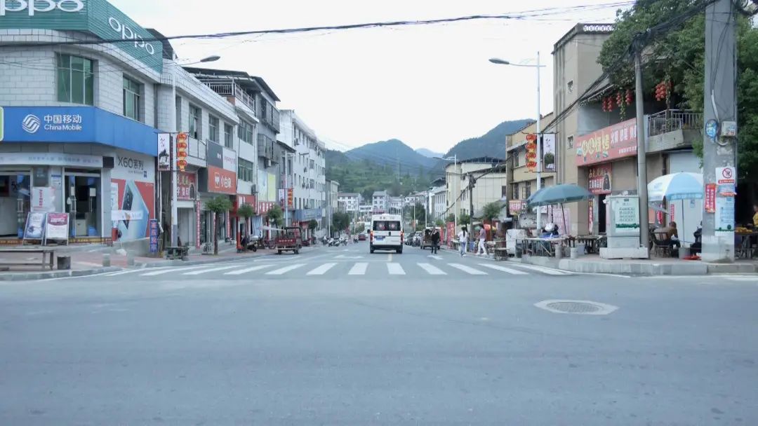 保康聚焦民生好事办实歇马镇心系群众解难题