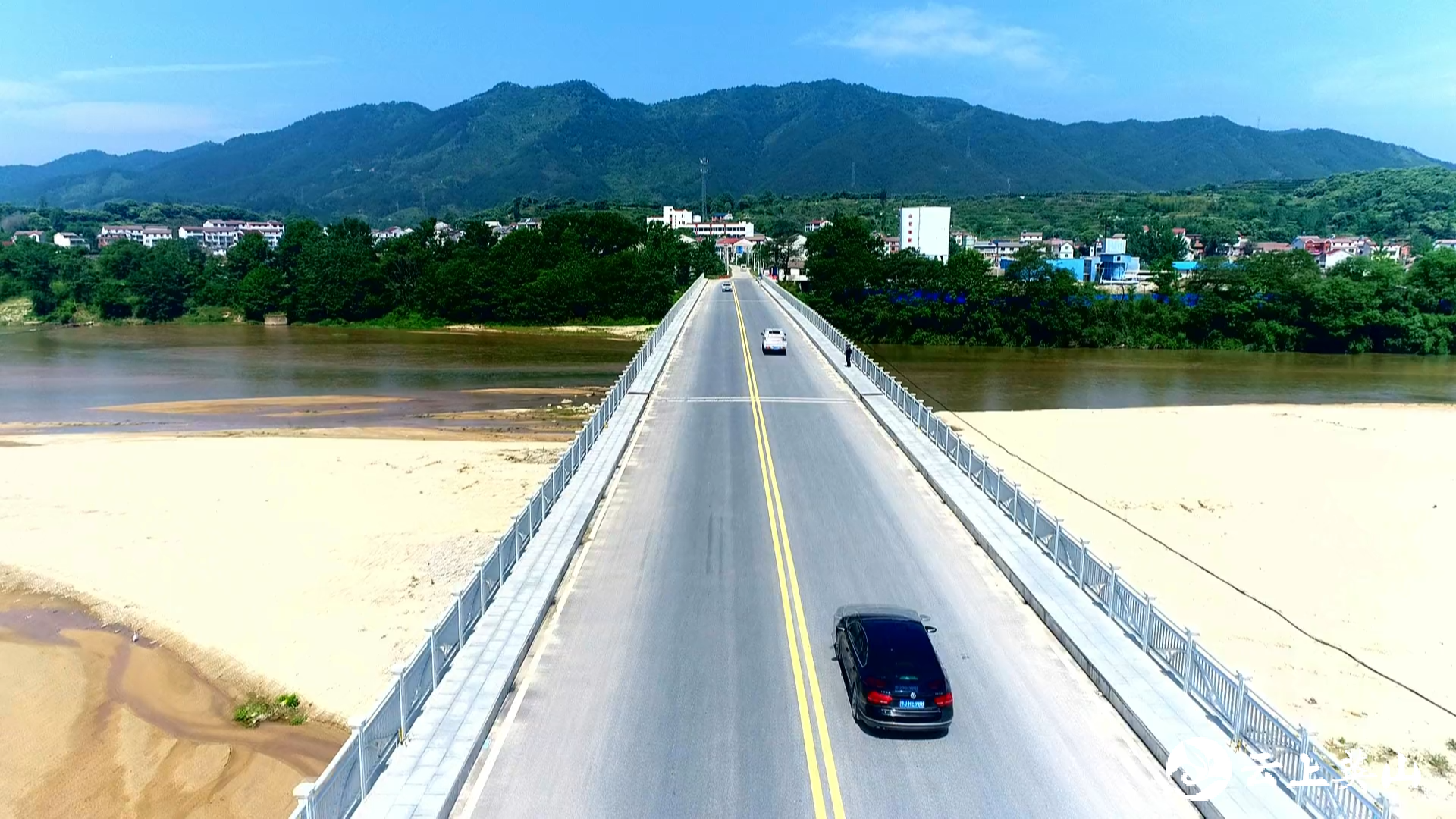 扶贫风吹杨柳"绿"——杨柳湾镇脱贫攻坚工作纪实_云上英山