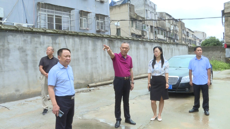 7月7日,市委常委,宣传部长康丹带领市商务局,经济