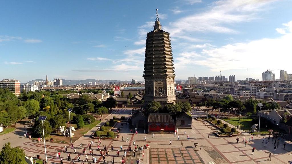 锦州古塔广济寺图片