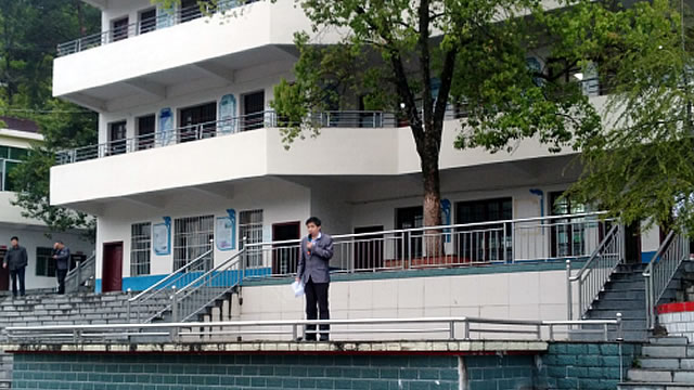 67绿杨中学开展校园应急安全疏散演练_云上浠水