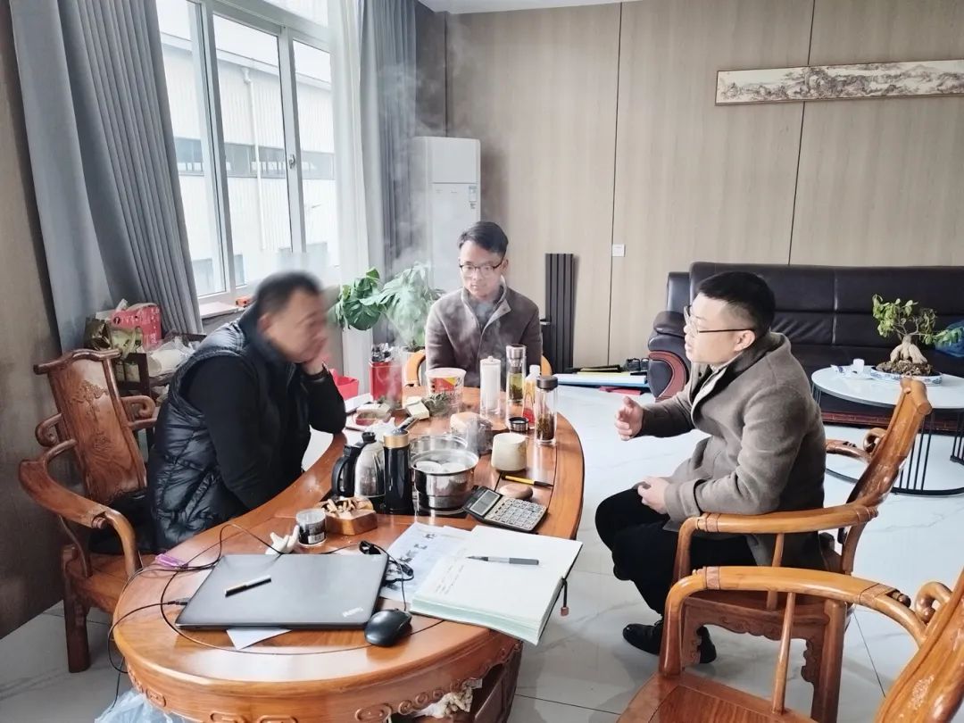佳锐模具走访.jpg