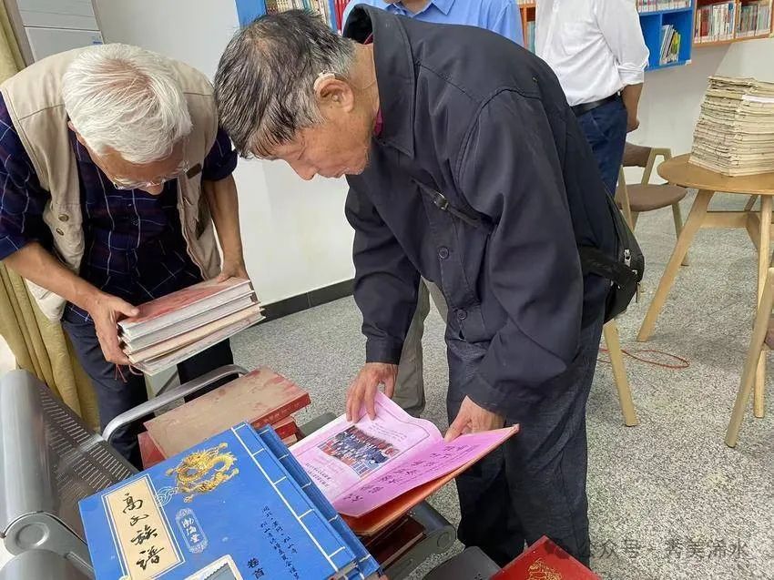 浠水县图书馆走进团陂镇开展地方文献征集工作报道.doc