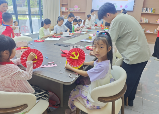 0709红色教育润童心 托管课堂育初心649.png