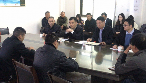 蔡正方听取了市统计局机关建设,队伍建设,经济运行等方面的工作汇报