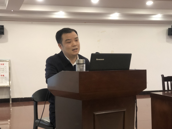 蔡正方结合大量真实案例,从为什么学,学什么,怎么学,学有所获四个方面