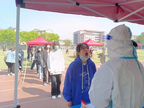 疫情防控宜城三中开展核酸检测实战演练