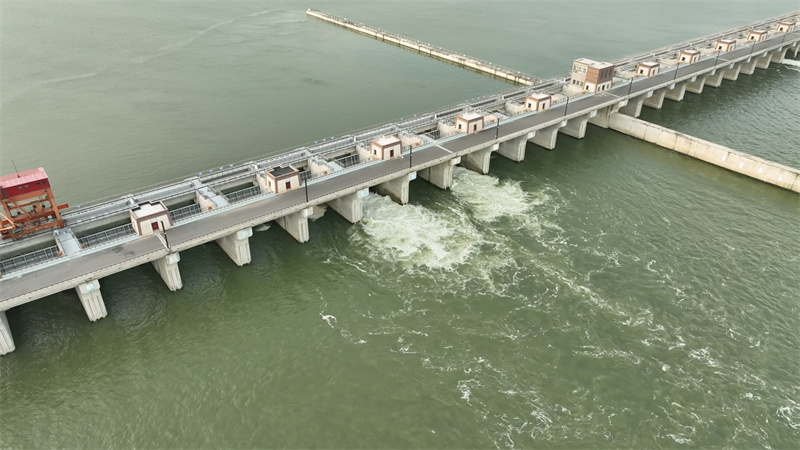 雅口枢纽建成后,其社会价值显而易见:蓄水后形成湿