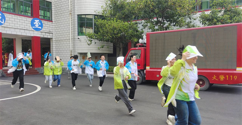 宜城二中开展"5·12"防灾减灾系列活动