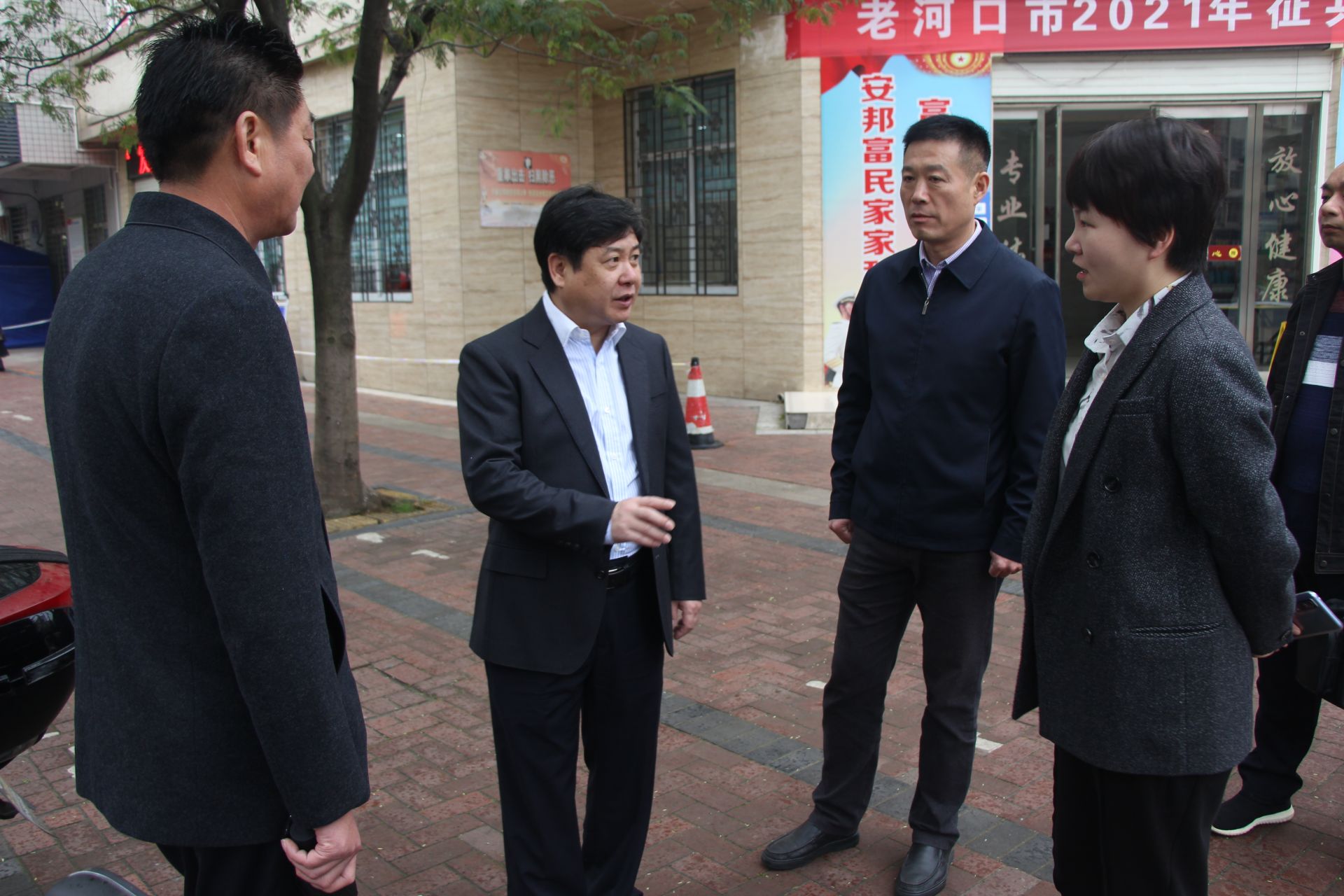 创建为民创建惠民曹祖金到包保路段调研督导创文工作