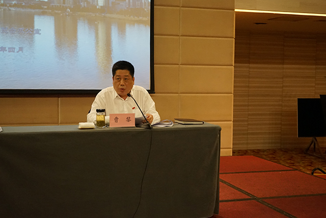 市城管委办公室主任曹黎主持会议,并就落实刘恒友副市长讲话精神和做