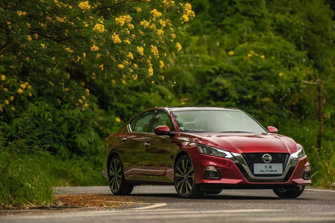 东风日产新车襄阳下线官方正式名称是第七代天籁altima