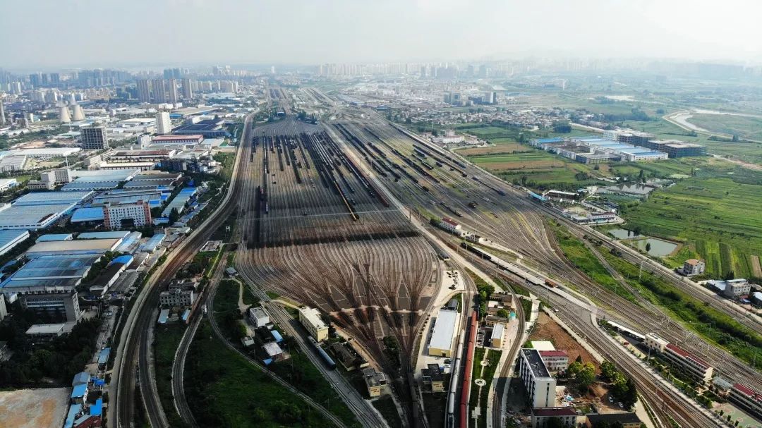 襄阳北站全力打造数字化编组站