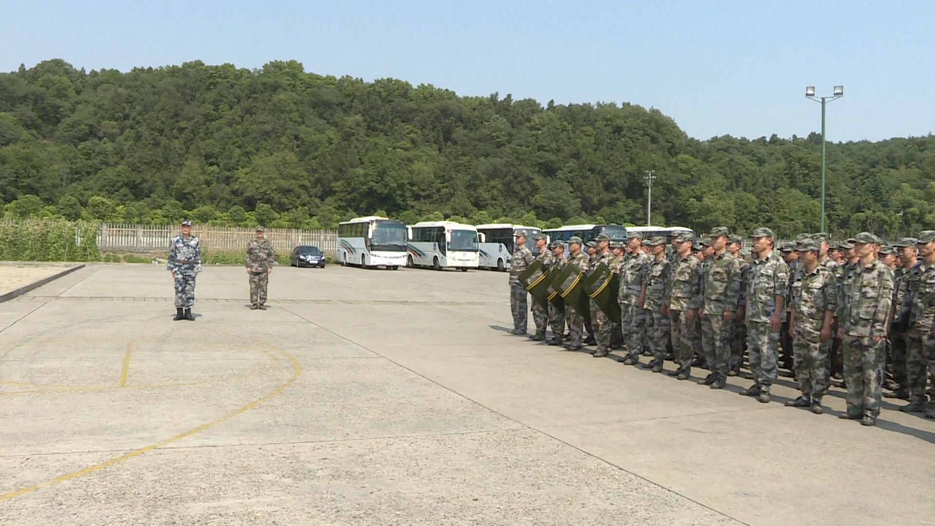 老河口人武部民兵连与空军警卫连联合开展应急综合演练