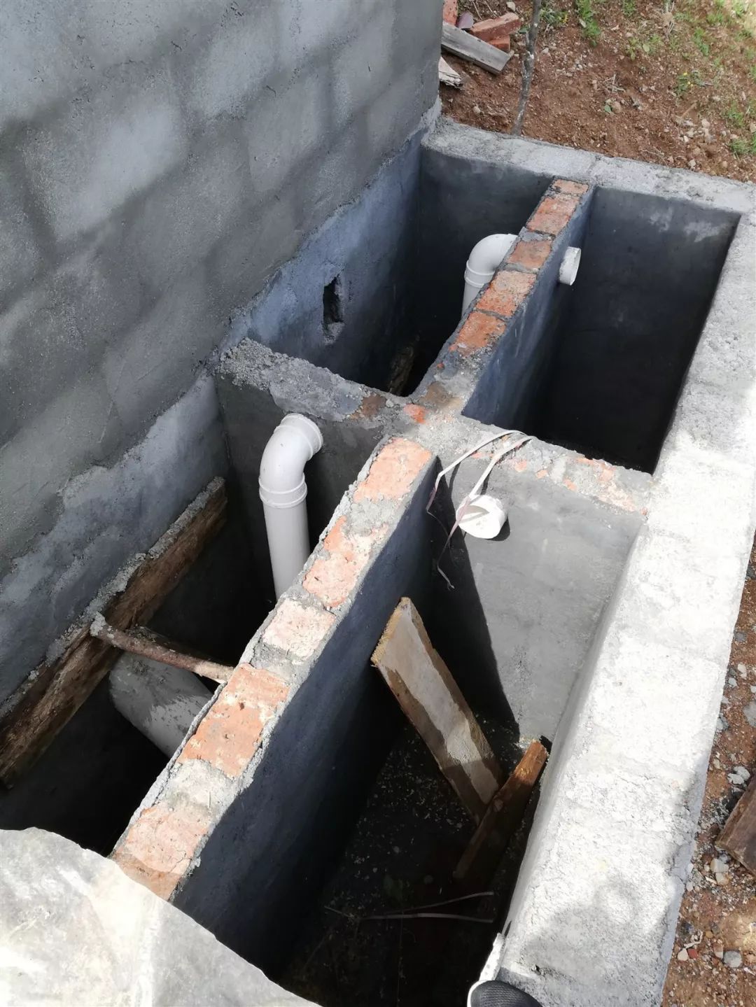 已建成4千余座保康积极探索农村厕所革命新模式