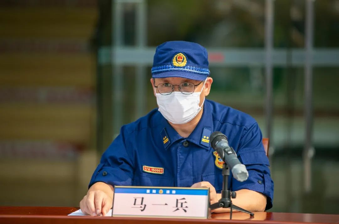 "此次对抗赛,既是全市消防救援队伍积极响应全员岗位练兵号令,加快