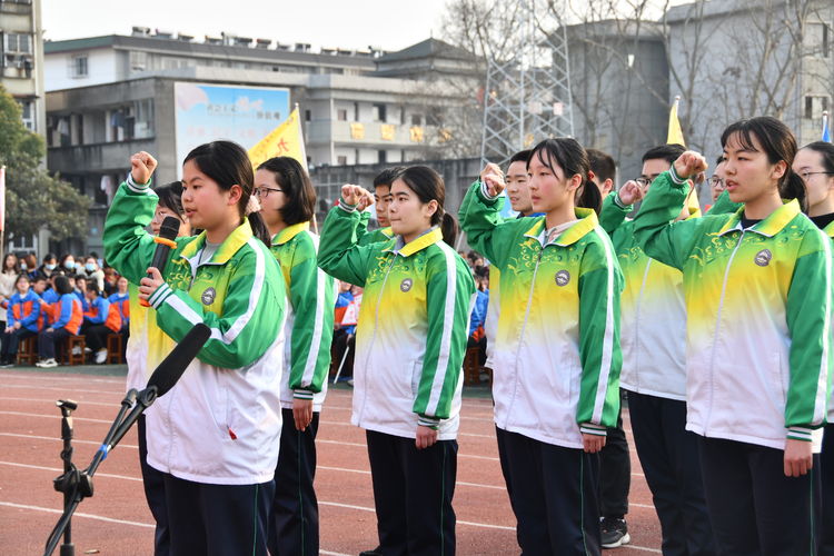 襄阳五中实验中学举行2021届中考百日誓师大会