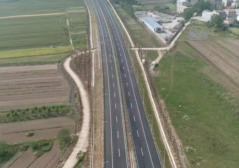 襄阳市南北轴线南延段正式竣工验收