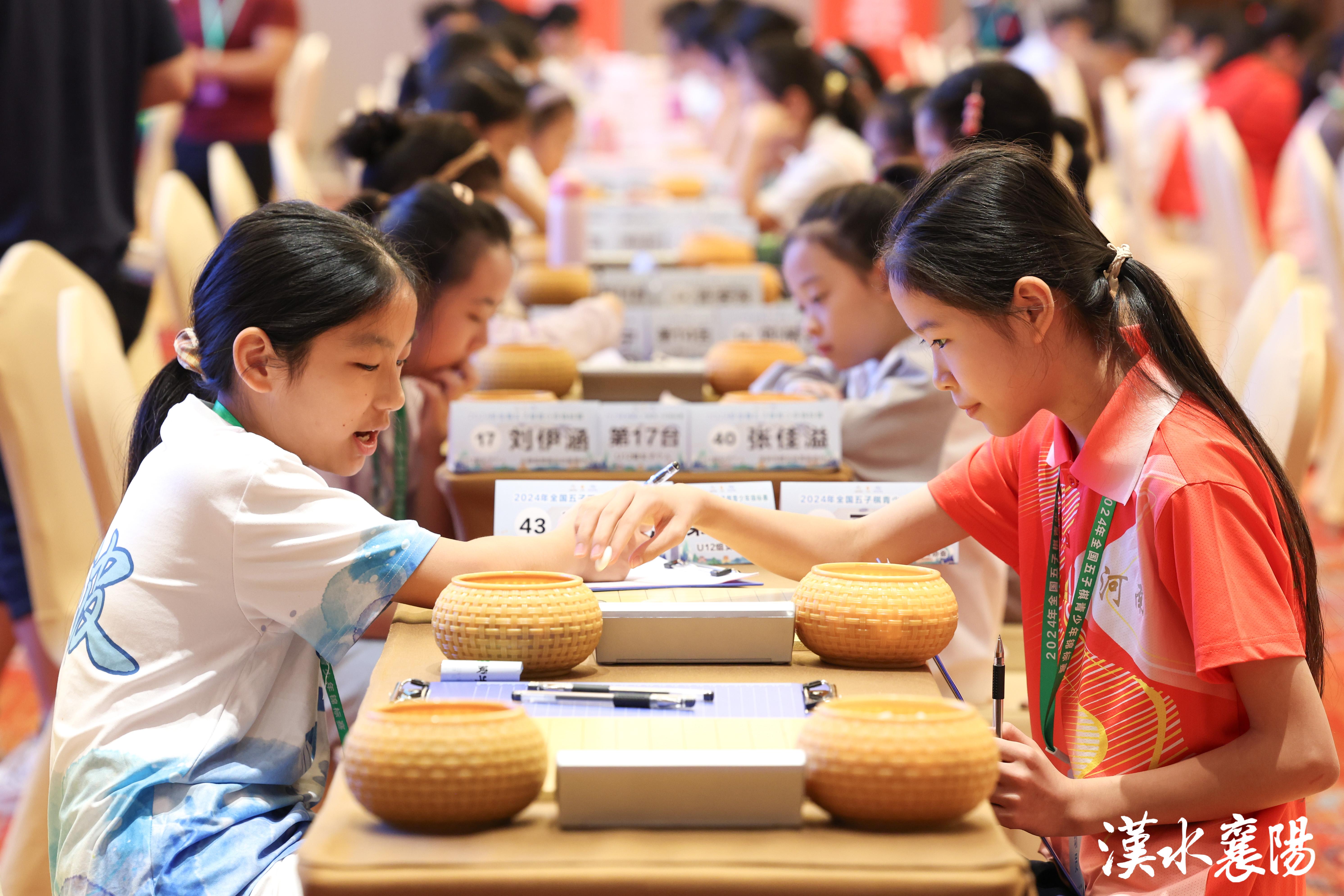 全国五子棋青少年锦标赛在襄阳开赛