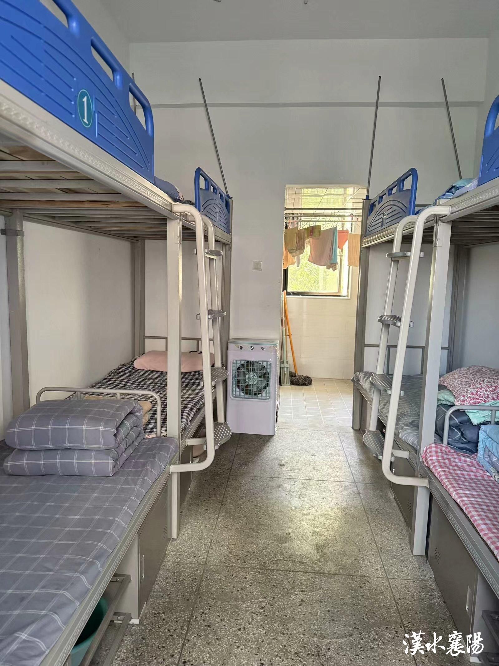 舒适,整洁,美观的宿舍环境,9月26日,襄阳高新一中开展七,八,九年级