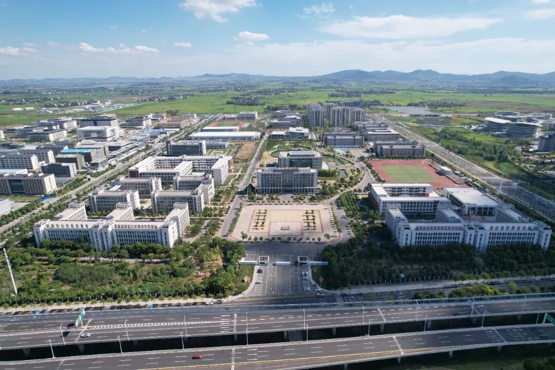 襄阳技师学院二期工程项目.jpg