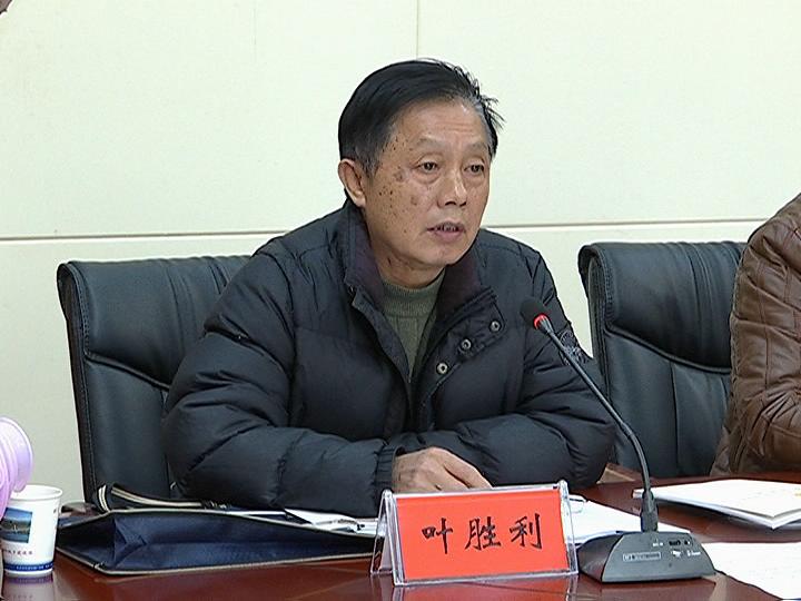 詹才红参加人大特邀代表团审议报告