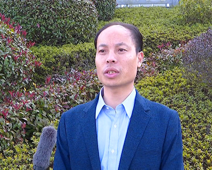 新闻特写:吹响大干项目集结号 撸起袖子加油干_云上蕲春