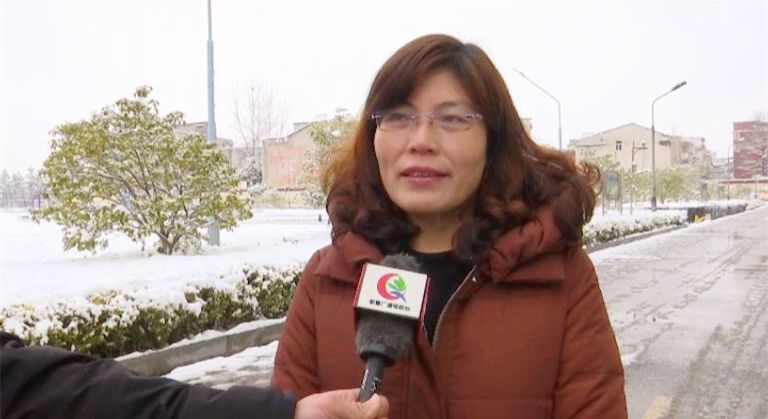 姜晓燕三尺讲台演绎精彩人生