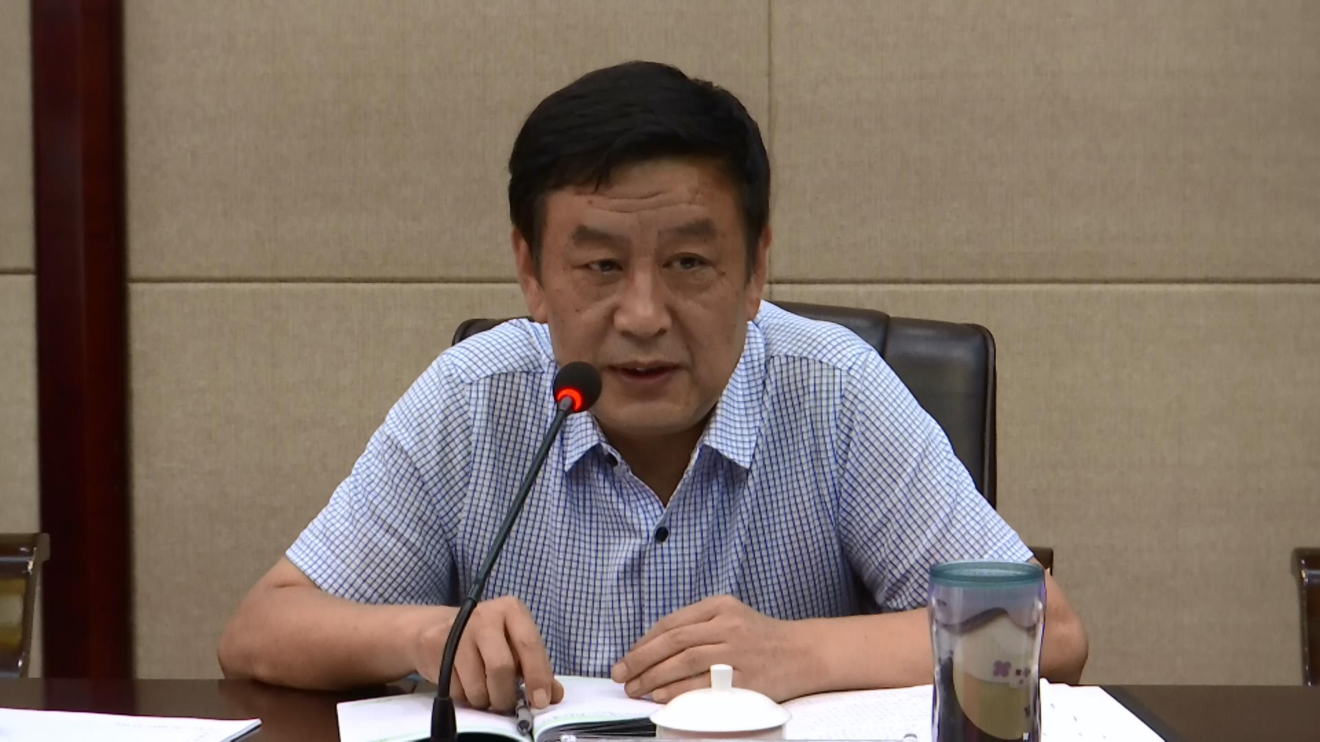 县人大常委会副主任张勰,副县长李国忠参加调研.