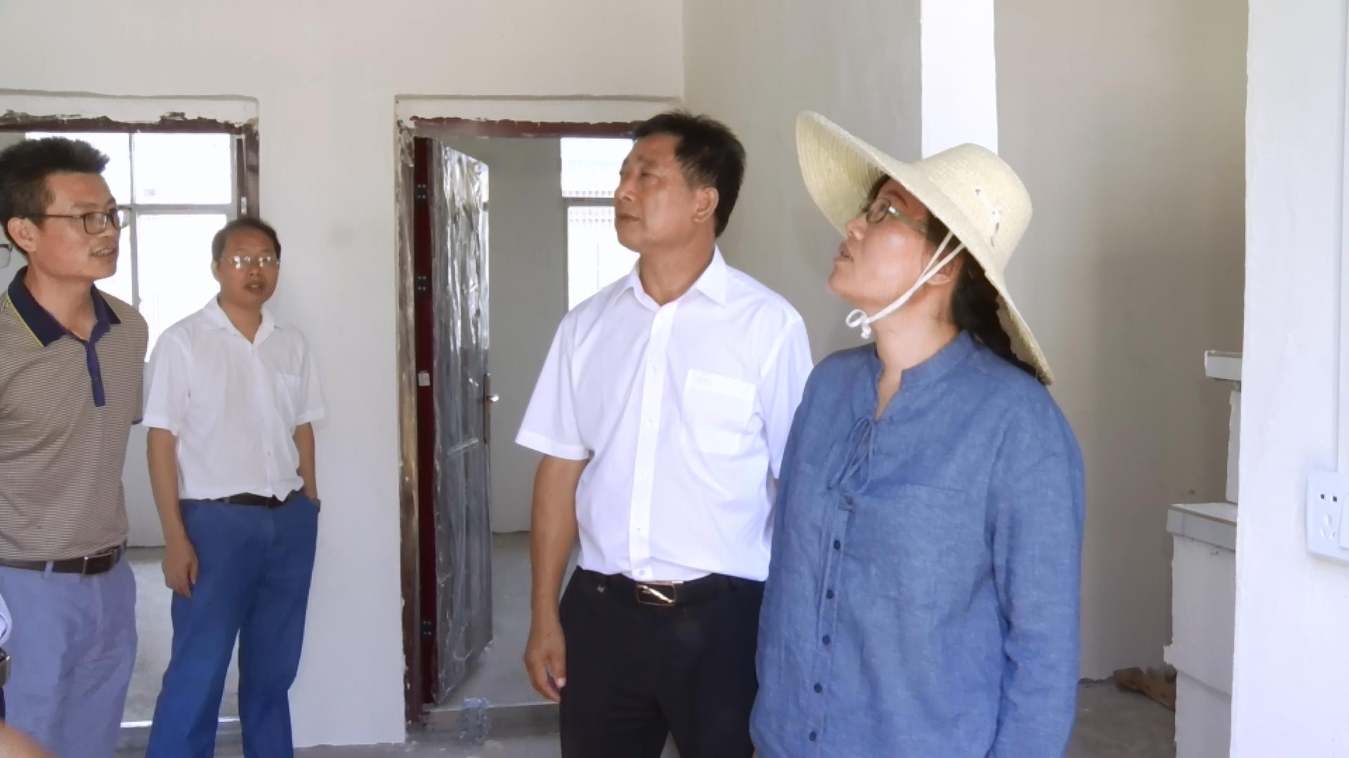 赵少莲到漕河刘河调研脱贫攻坚住房安全保障工作