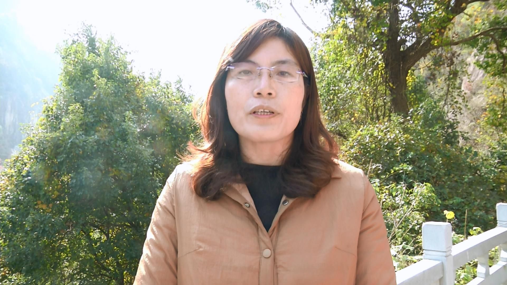 县一中 校长  姜小燕:因为县一中属于一个教育行业,比较特殊,所以我们