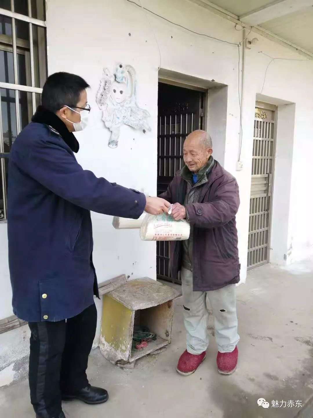 抗疫而行的守护者胡志雄