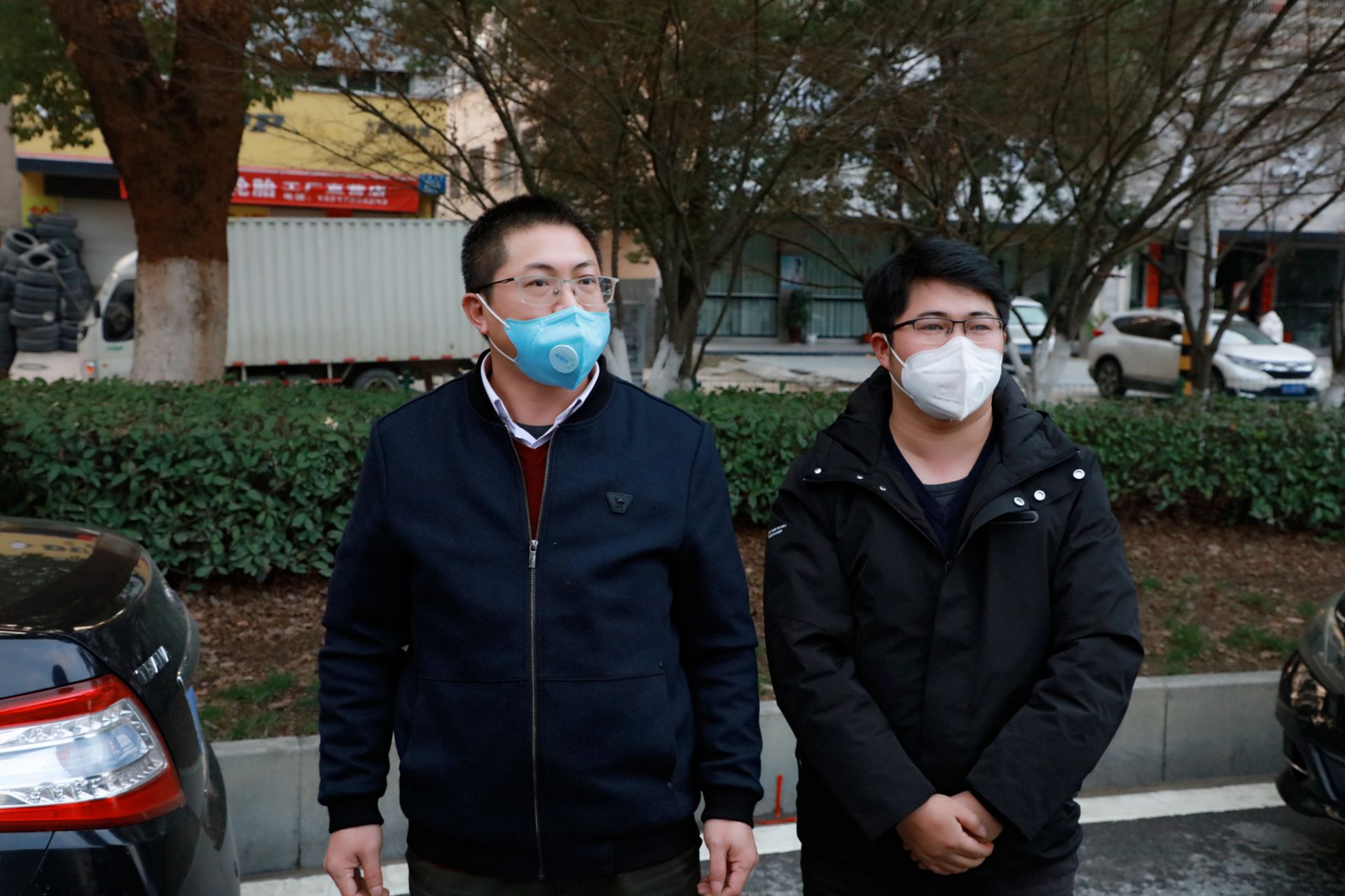 核心成员,病毒学专家周荣教授,广东省钟南山医学基金会秘书长夏凯博士