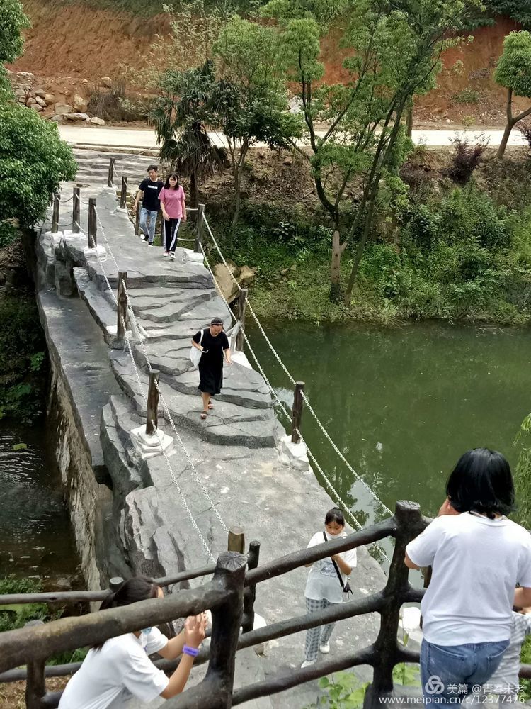 我们相信,在不久的将来,随着乡村振兴战略的全面实施,王冲村将越来越