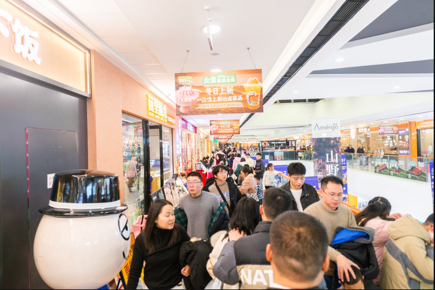 黄冈黄州万达广场首店经济点燃消费热潮 多元业态赋能经济高质量发展(1)(1).docx