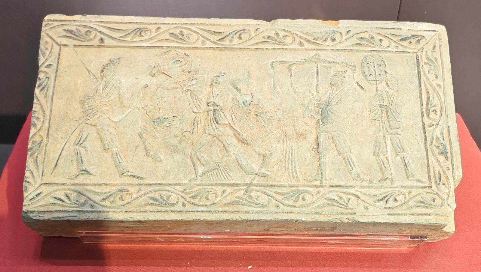 南北朝备出行图画像砖