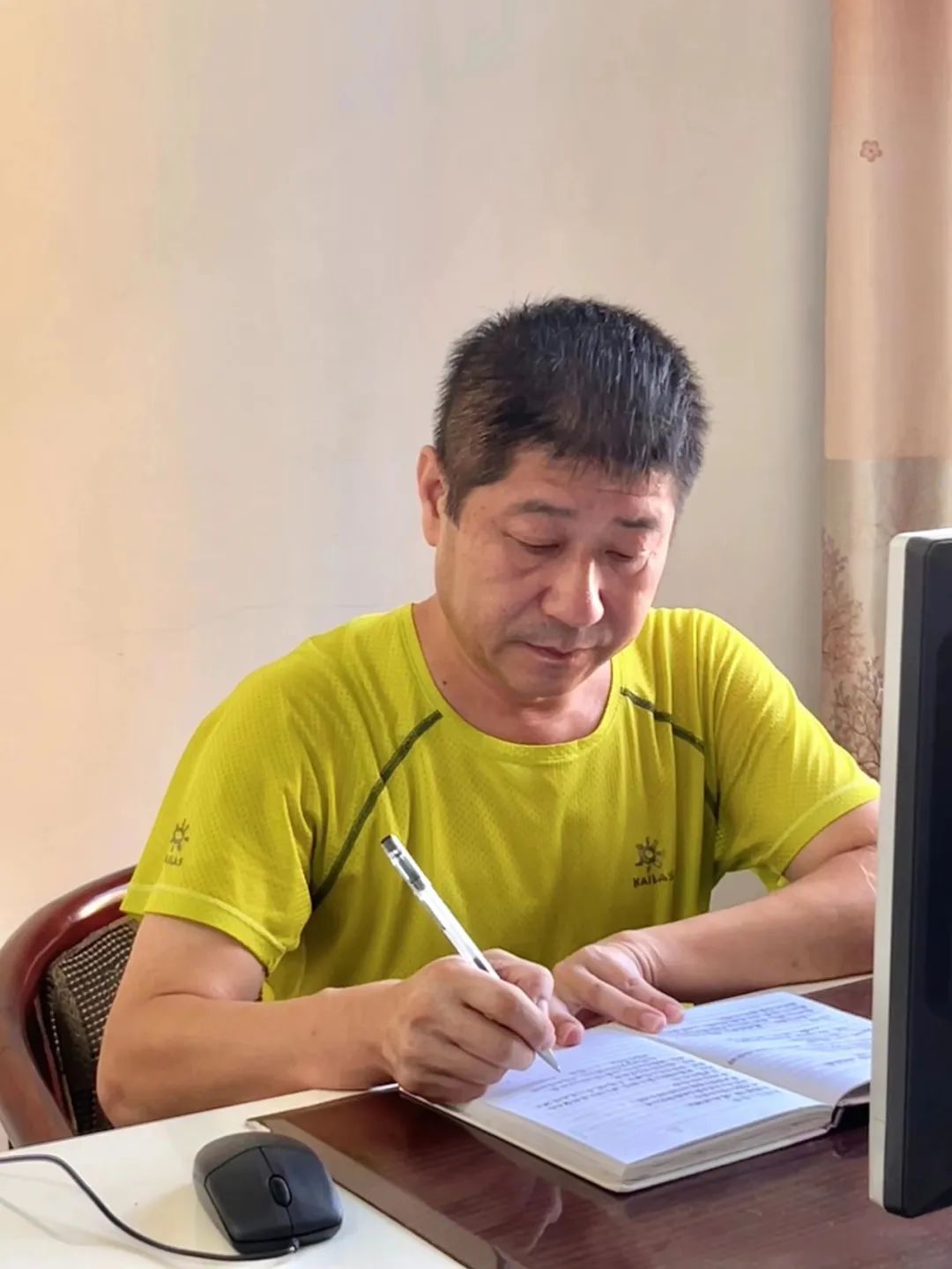 下新镇优秀驻村第一书记事迹展播|李正红:乡村振兴路上的拓荒牛_云上