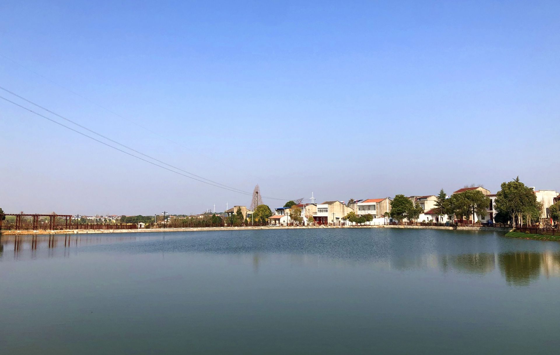 阳春三月 丰山镇诗意乡村"靓了"