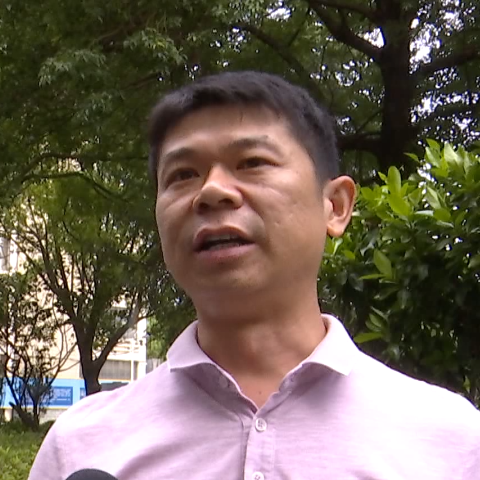 十佳青年教师龚源玉壶存冰心三尺展风华