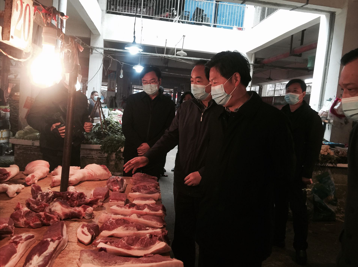 仇平贵调研我县外防输入内防反弹措施落实情况
