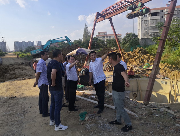 中大渠,西大渠,女儿港水环境治理现场,重点到南门河箱涵截污清淤现场