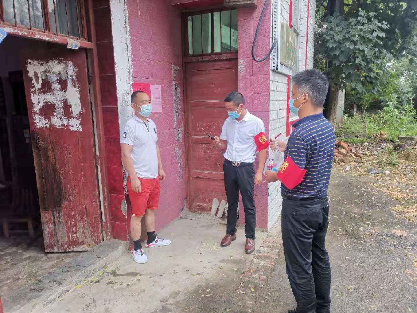 云梦曾店镇六个到位抓实疫情防控