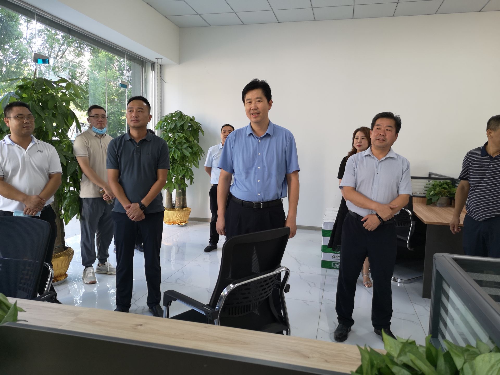 方超走访慰问奋战在高温一线工作岗位的干部职工_云上云梦