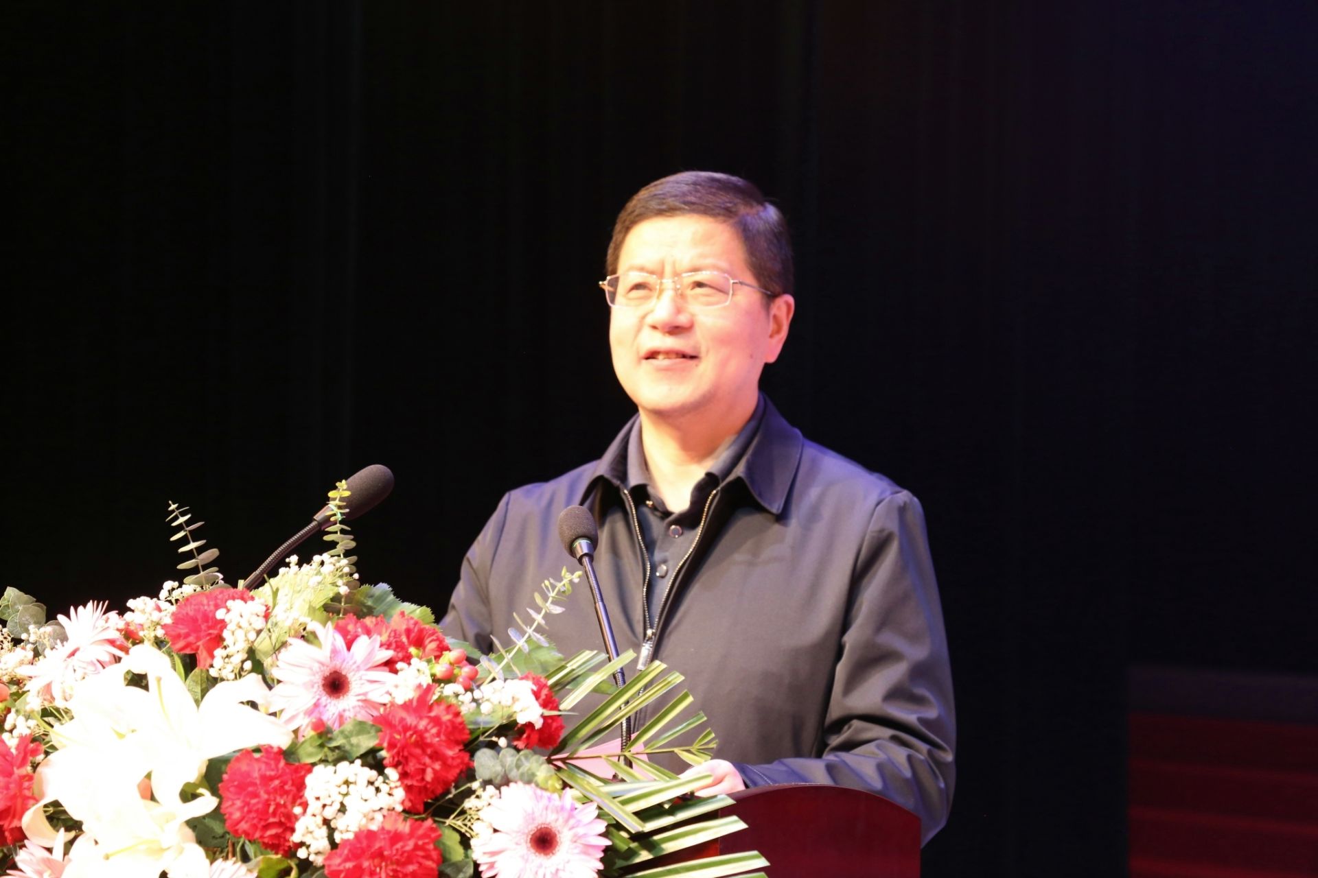 云梦县开展纪念"三八"国际妇女节文艺展演暨2022年度巾帼建功颁奖活动