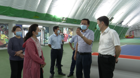 在座谈会上,徐仕新要求,要补短板强弱项,加强组织领导;把实施乡村振兴